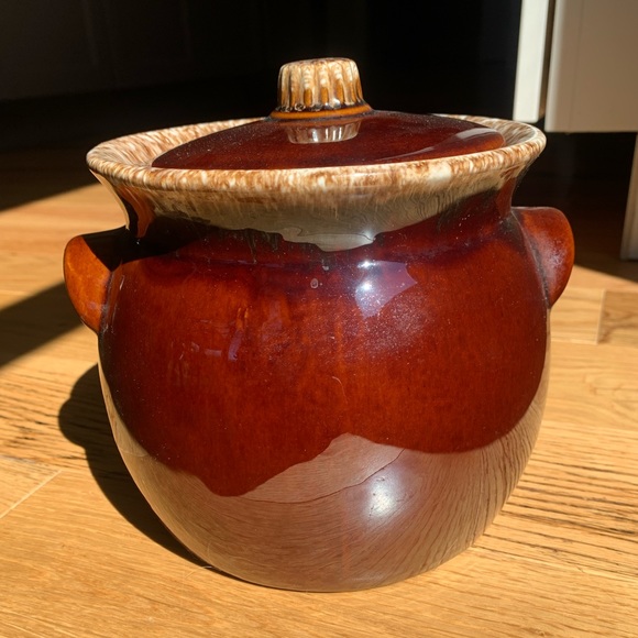 Vintage Other - Vintage Hull Pottery Brown Bean Pot+Lid Glazed/Oven Proof Made in USA